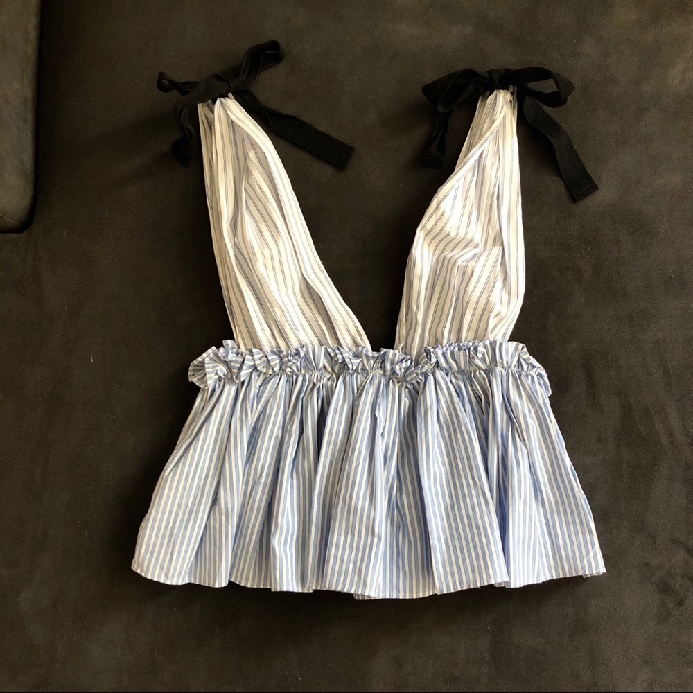 Flouncy crop top
